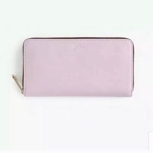 Lilac Italian leather wallet